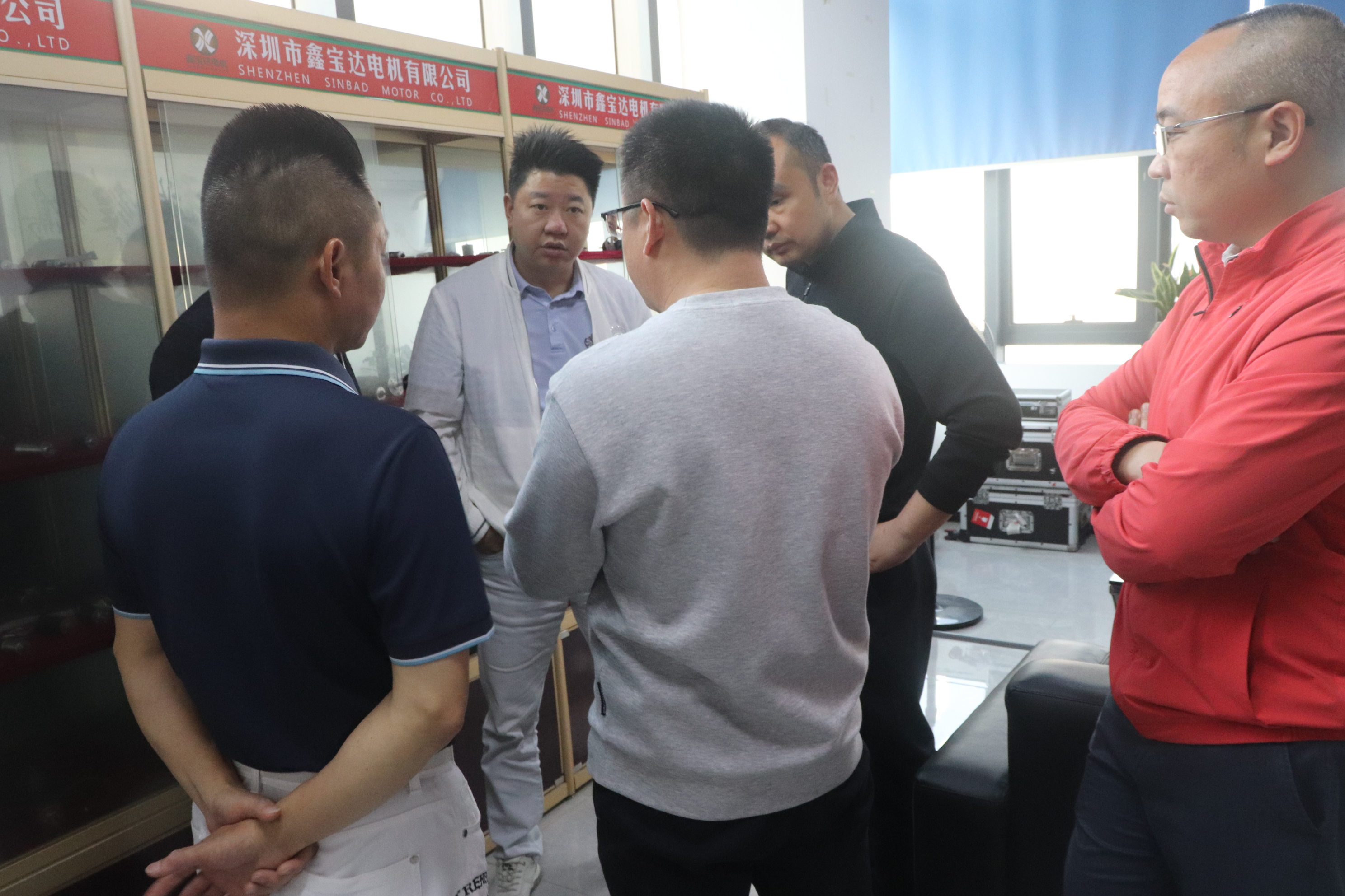 2025.4.7熱烈歡迎客戶一行蒞臨我司參觀指導(dǎo)工作！