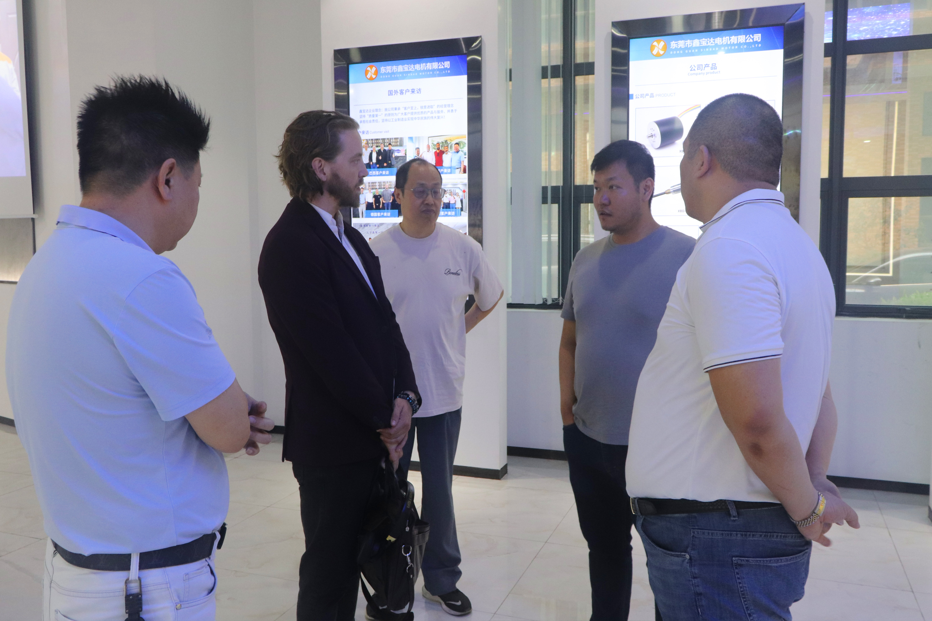 2025.4.21歡迎Haply公司的Colin先生和Steve先生來我們工廠參觀洽談合作！