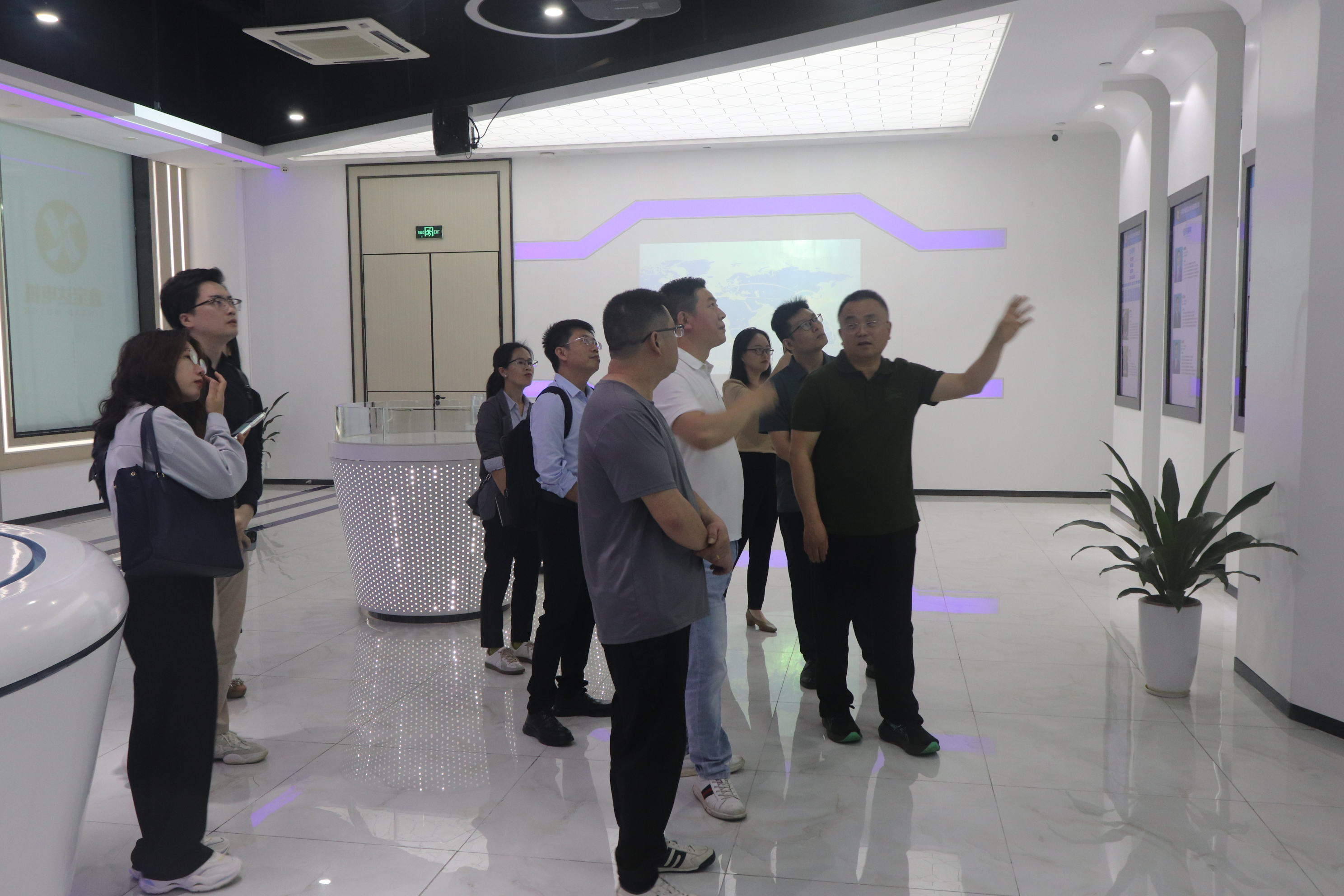 2025.4.27熱烈歡迎深圳客戶蒞臨我司參觀，洽談合作！
